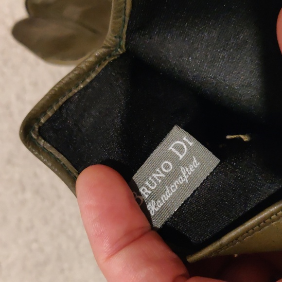 Bruno Di Costanzo handcrafted Olive Leather XL gloves with silk lining - Picture 5 of 14